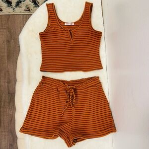 Blue Blush Los Angeles Orange Striped 2 piece casual Set! Size medium!
